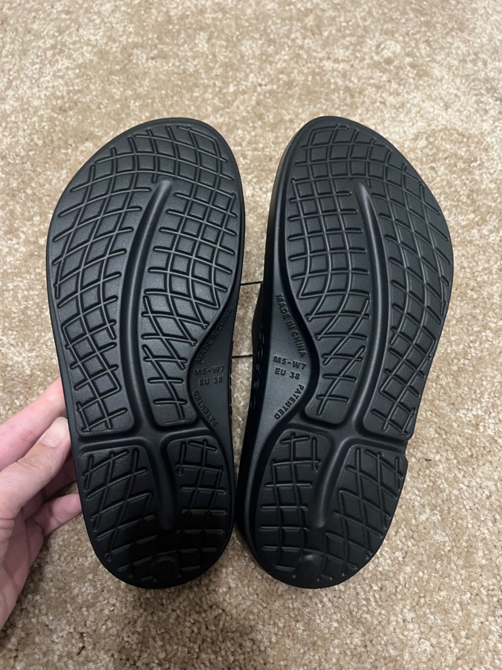OOFOS Black Slide Sandals with Cushioned Platform - Picture 6 of 7